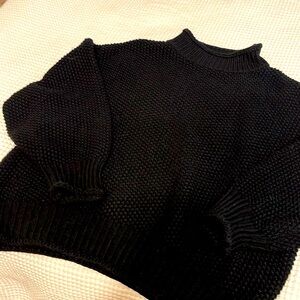 Kagamiga black sweater XL